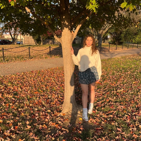 Meet your Posher, Briana - Picture 4 of 10